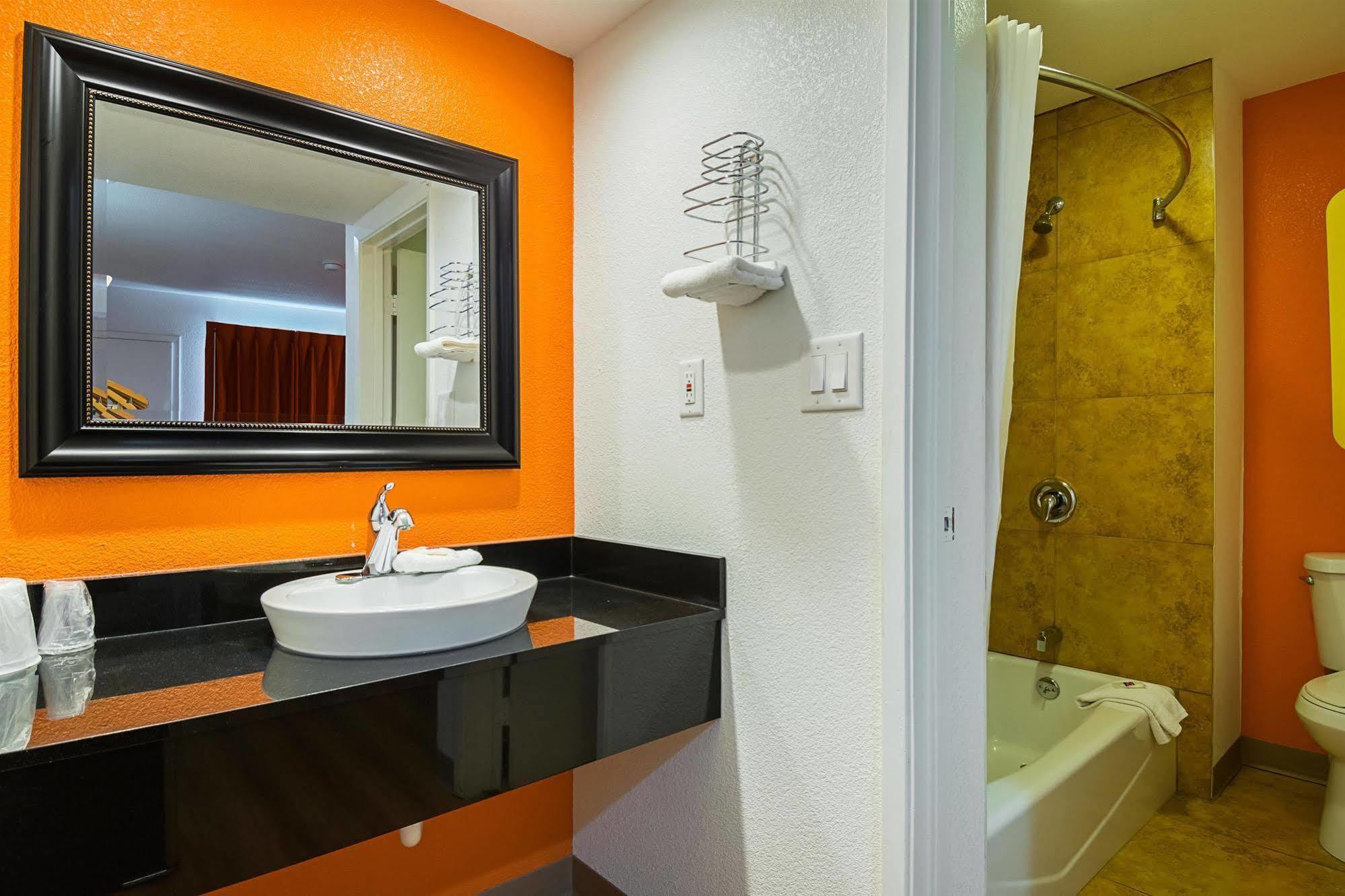 Motel 6 Lost Hills / Buttonwillow Racetrack Exteriér fotografie